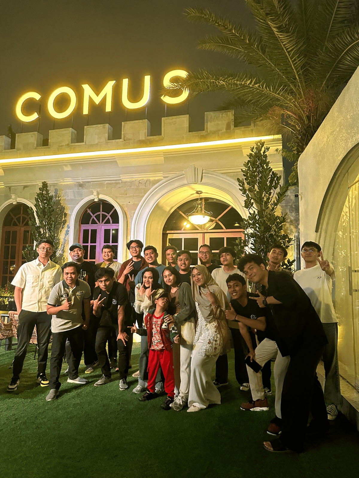 The Native Productions team gathered together at an evening meet-up.